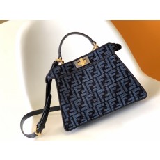 펜디 FENDI Peekaboo ISeeU 피카부 아이씨유 토트 백